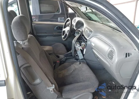 2004 Chevrolet Trailblazer Ls z USA, uszkodzony, nr VIN 1GNES16S646230876